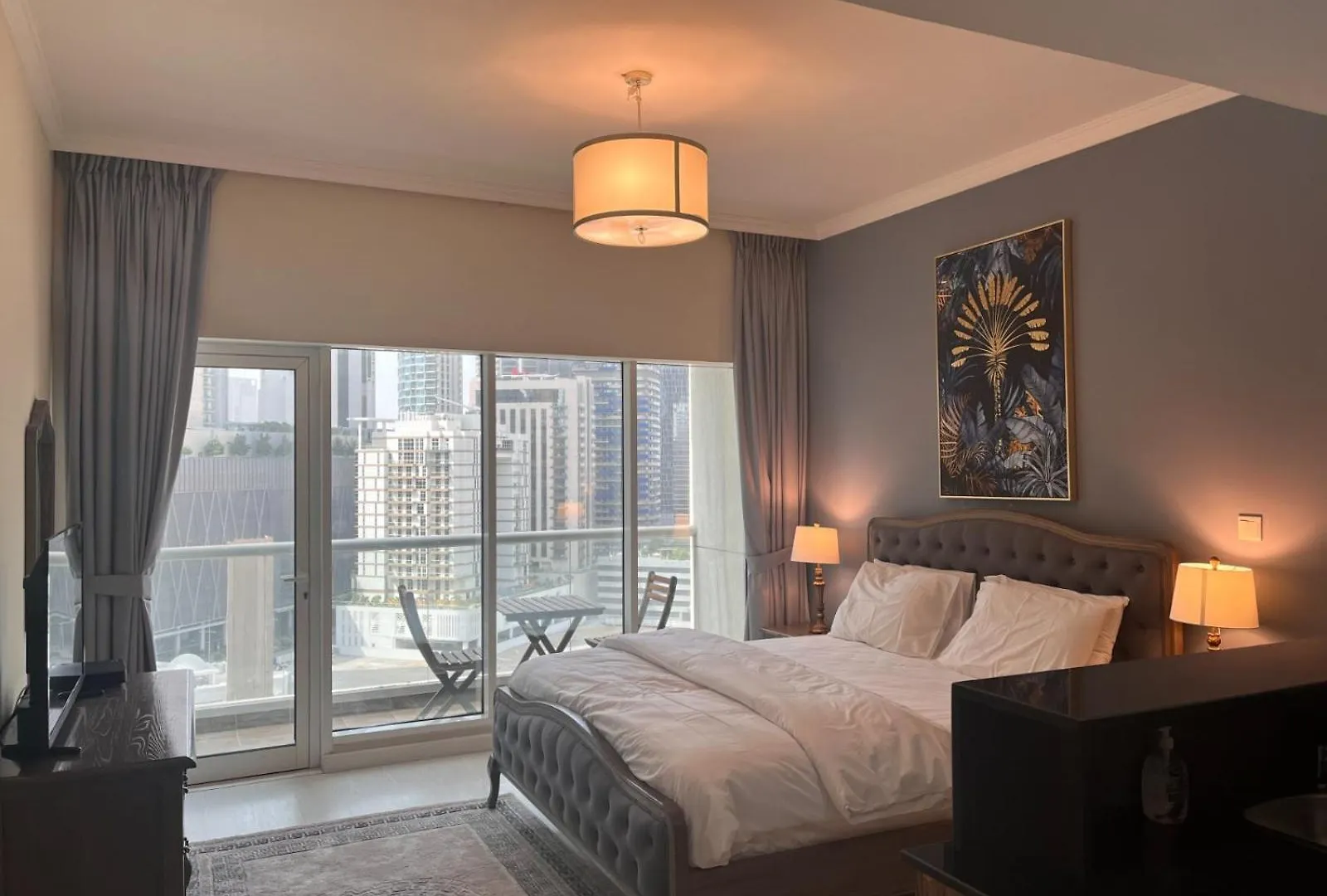 Stylish Studio With Balcony In Downtown ドバイ アパート